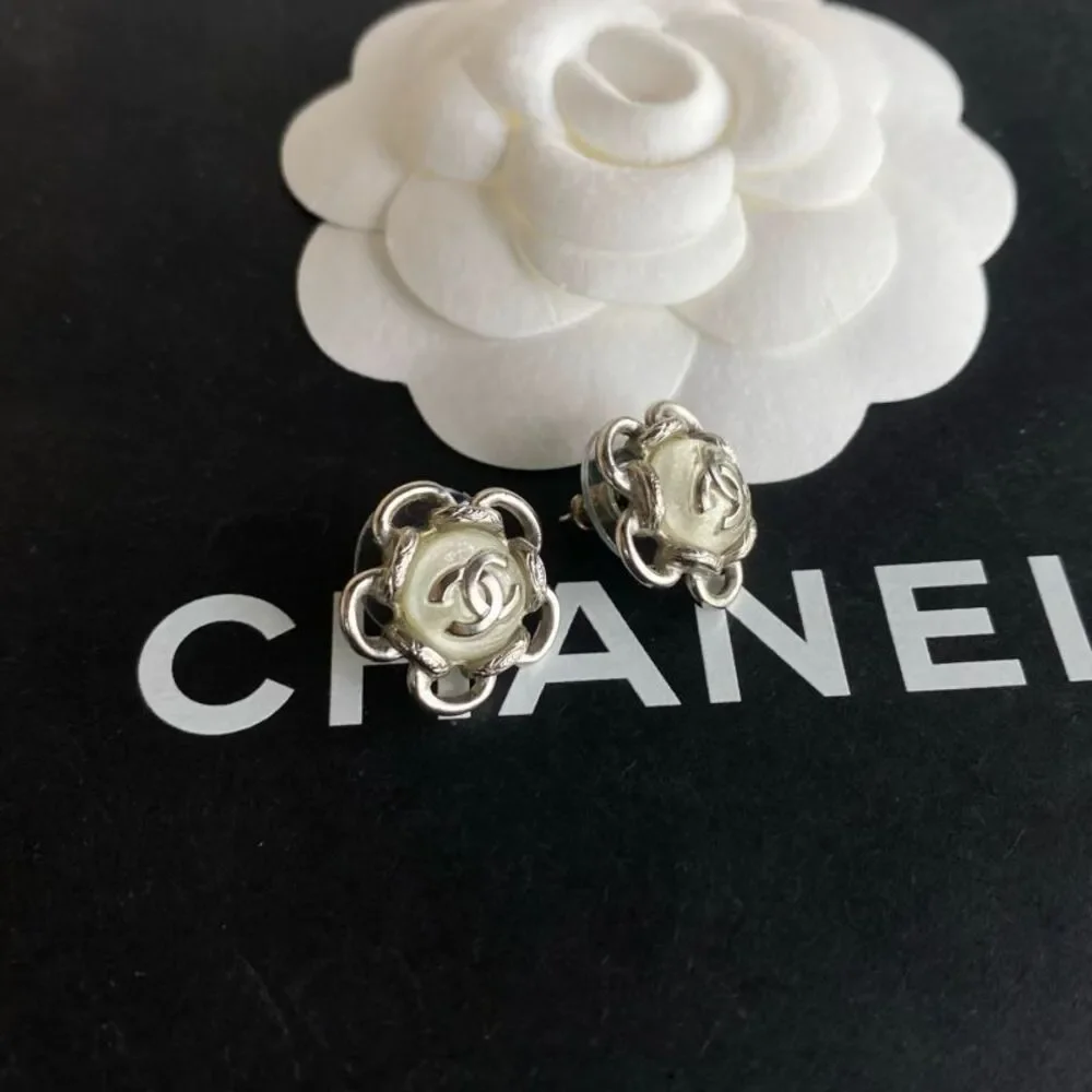 Chanel Women Pre-Loved Bag Very Good Condition